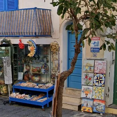 La Conchiglia * Ischia